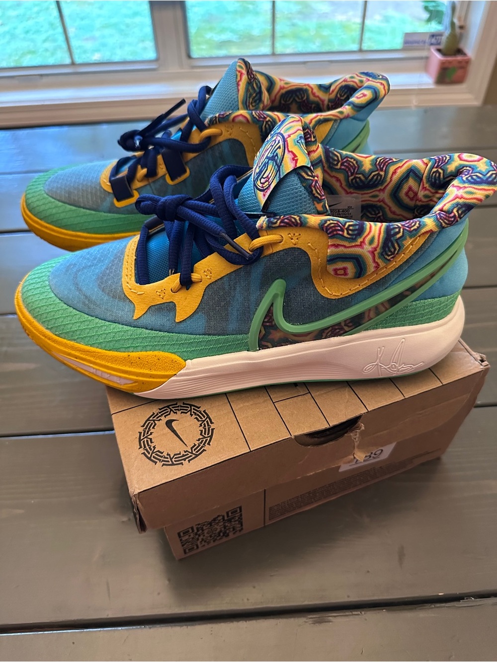 NWT Nike Kyrie 8 GO SE Baltic Blue Multi 6Y Women’s 7.5 NEW BOX